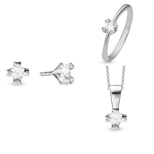 by Aagaard set, with a total of 0,80 ct diamonds Wesselton VS