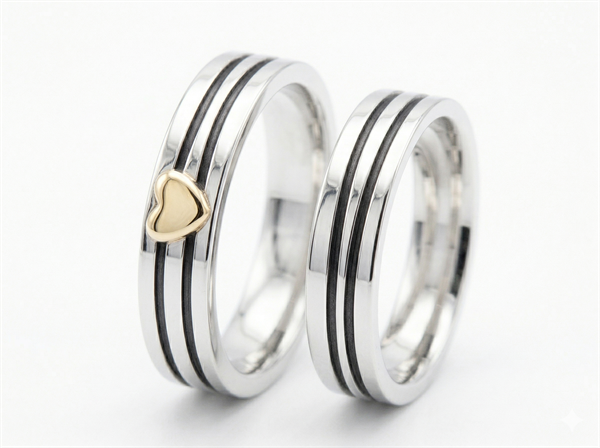 Randers Sølv Wedding Rings with Diagonal Pattern and Heart – 5.0 mm