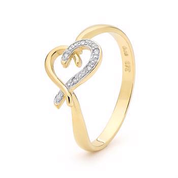 Diamond gold heart ring with diamonds