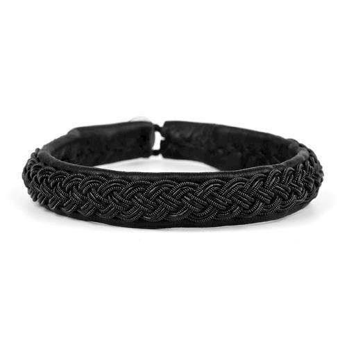 BeChristensen Noa Handwoven Sami Bracelet in black with black wire, 19 cm