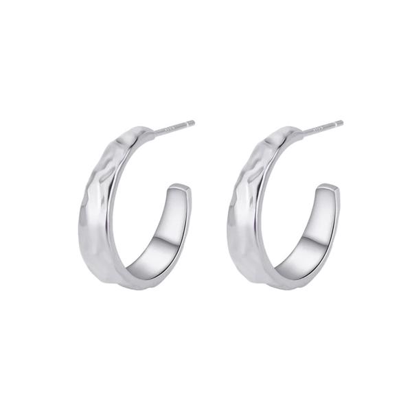 Emiko - Sterling sølv rå hoops, fra Wioga
