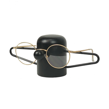 NOSEY Glasögonhållare off Ek / mässing from Dot Aarhus Danish design