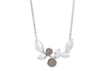Necklace - Elegant Touch