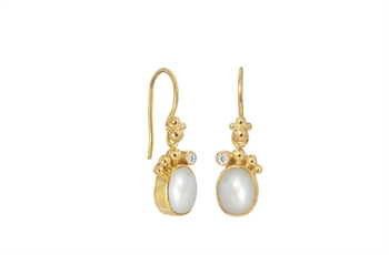 Gold Plated Earring - Pleasant Pearl