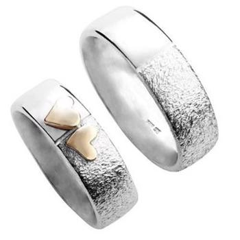 Randers Sølv rings with 14 carat gold hearts and two delicious surfaces