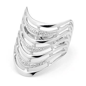 The seven wishes white gold ring with diamonds