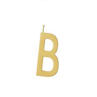 B- Beautiful Arne Jacobsen letter pendant in matt gold plated silver, 30 mm 
