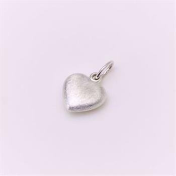 Guld & Sølv Design heart pendant in matte sterling silver