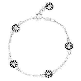 Lund Marguerite bracelet in silver with black enameled 7.5 mm flowers