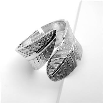 Fjer-armbånd i sølvfarvet from Blicher Fuglsang