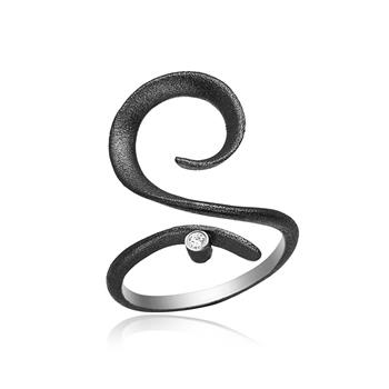 Sølvring i oxideret sølv from Blicher Fuglsang