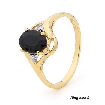 Ring with safire, from Bee