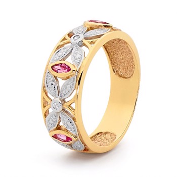 Ring with safire, from Bee