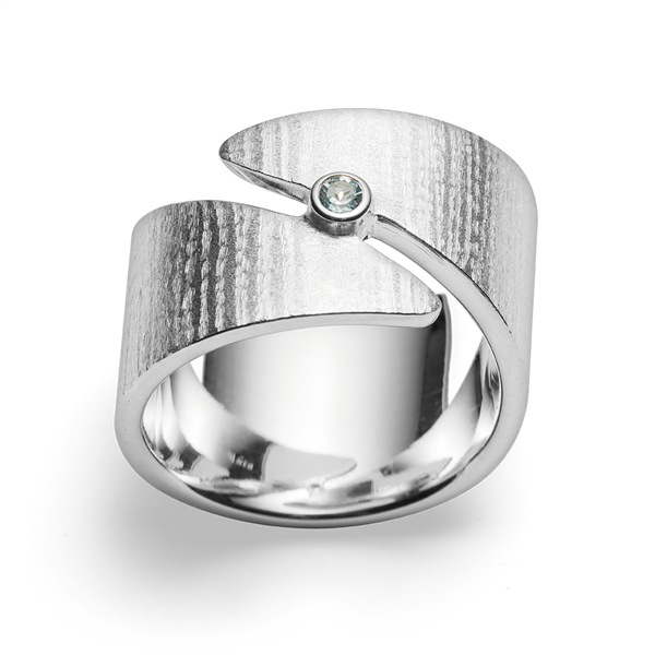 925/- Ring mat/børstet, blå topas 0,12ct from Bastian Inverun