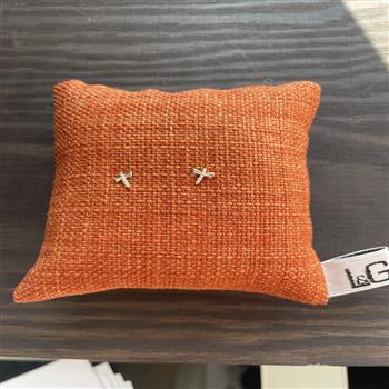 Ørestik 8 karat guldsmed zirkonia from L&G