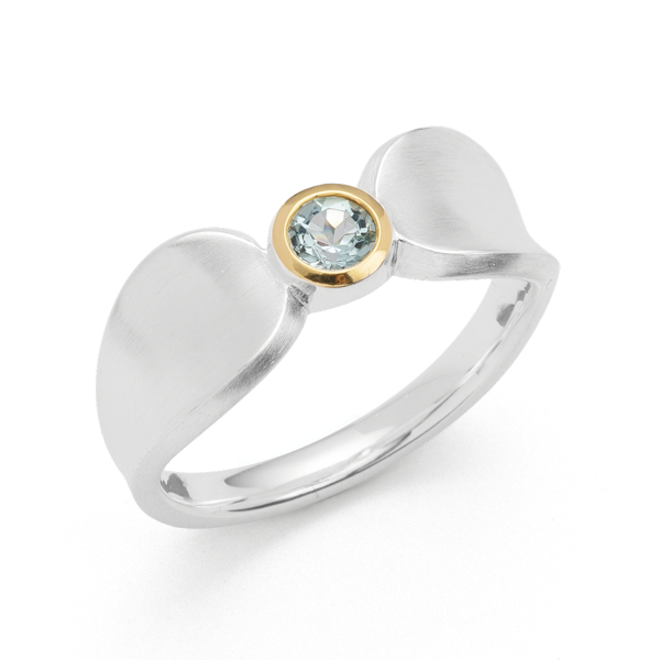 925/- Ring delvis fg mat/blank, blå topas 0,30ct from Bastian Inverun