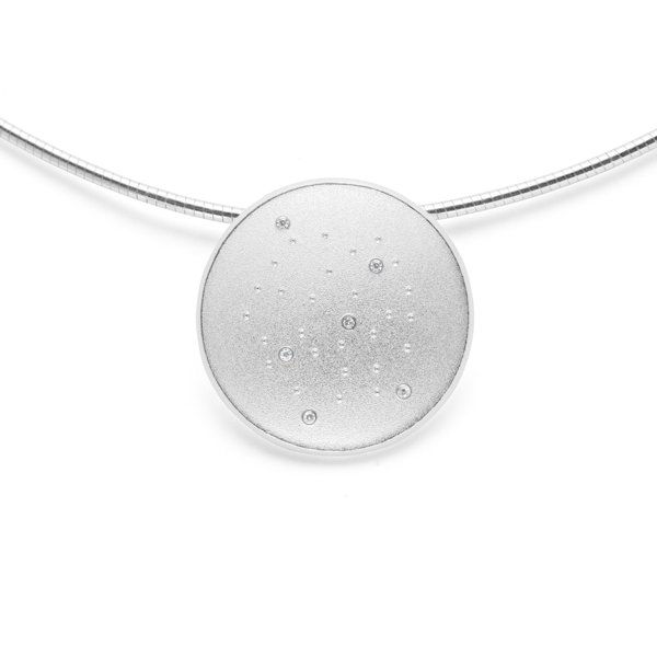 925/- Vedhæng, rho. sandblæst, dia.0,03ct W-SI from Bastian Inverun