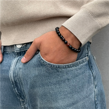 Armbånd i sort stål med sort agat og rødt tigerøje from Blicher Fuglsang