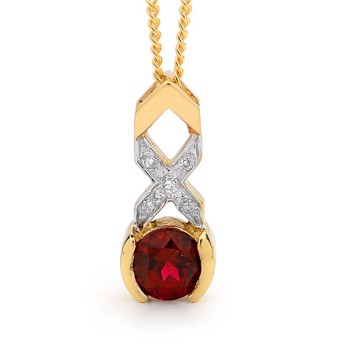 Pendant with gemset, from Bee