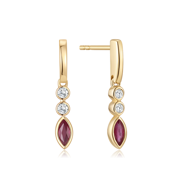 Guld ørestikker from Støvring Design