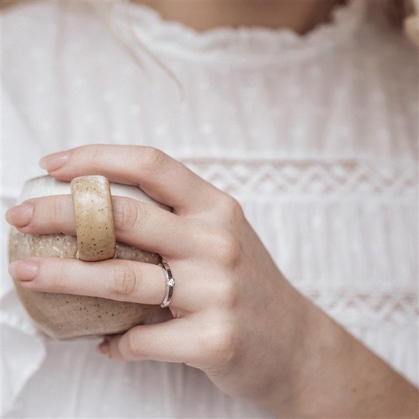 14KT HV.D.RING BRILL.1X0,07CT WPI from Aagaard