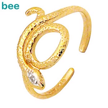 9 ct gold snake toe ring with a diamond