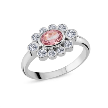 Nuran Ring , with a total of 0,56 ct diamonds Wesselton SI