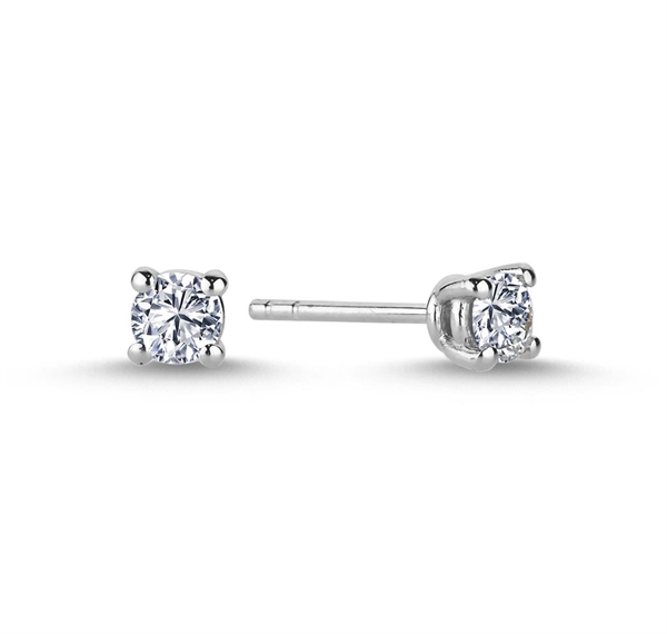 Nuran Earring , with a total of 0,56 ct diamonds Wesselton SI